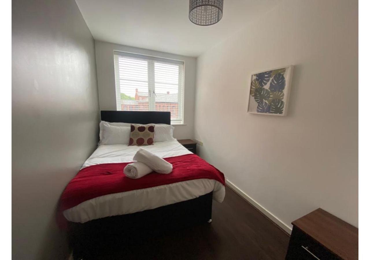 24-7 Secured City Centre Apartments With Free Underground Parking And Wifi Birmingham Kültér fotó