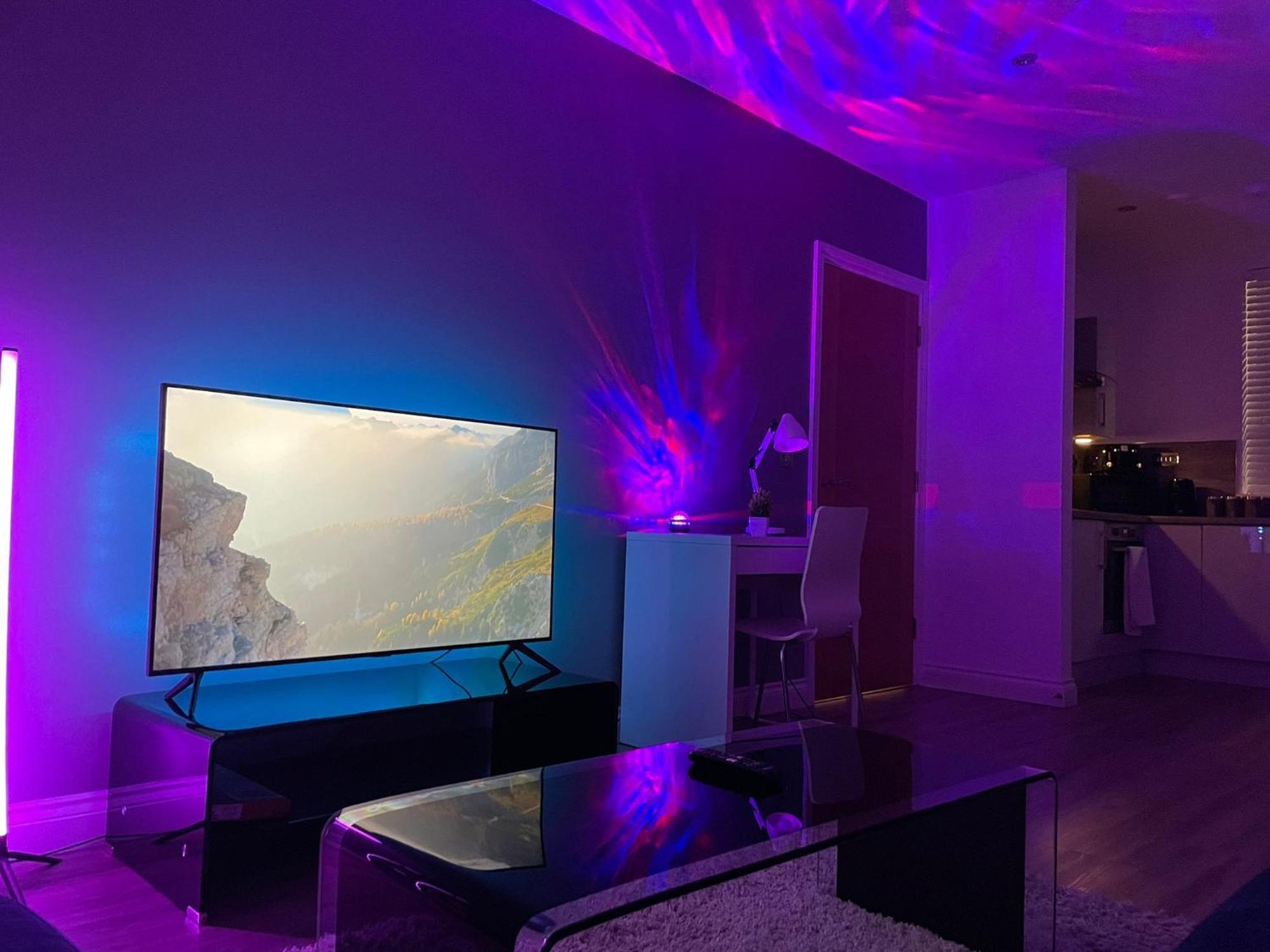 24-7 Secured City Centre Apartments With Free Underground Parking And Wifi Birmingham Kültér fotó