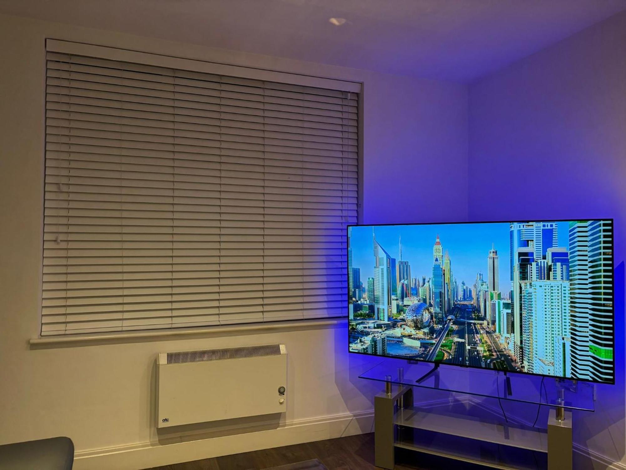 24-7 Secured City Centre Apartments With Free Underground Parking And Wifi Birmingham Kültér fotó