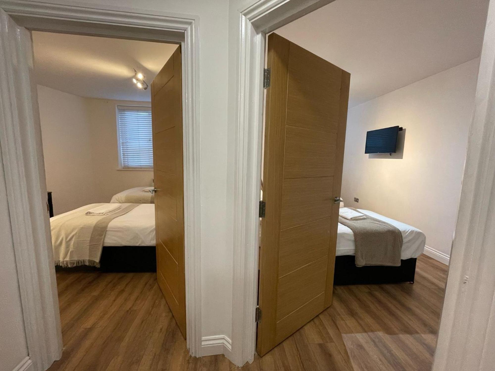 24-7 Secured City Centre Apartments With Free Underground Parking And Wifi Birmingham Kültér fotó