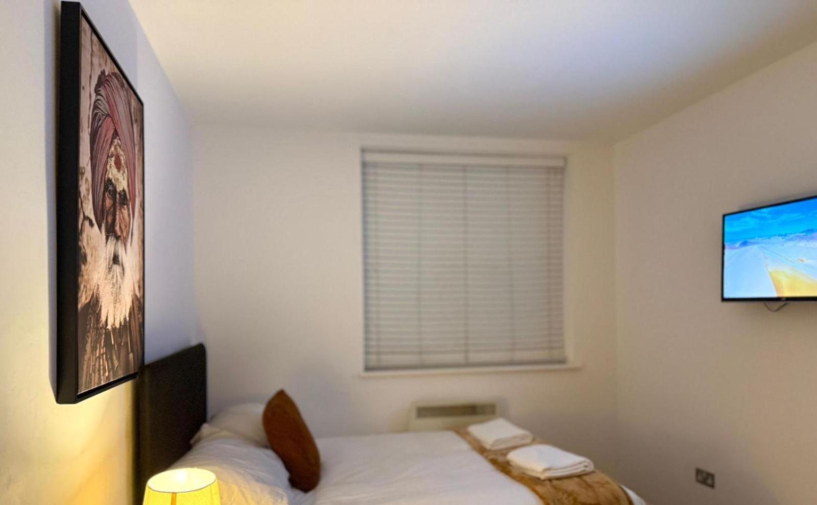 24-7 Secured City Centre Apartments With Free Underground Parking And Wifi Birmingham Kültér fotó